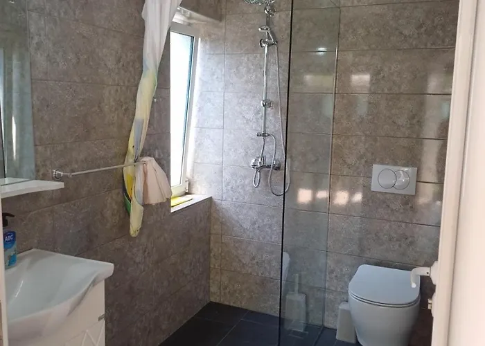 The White House 迪夫亚卡